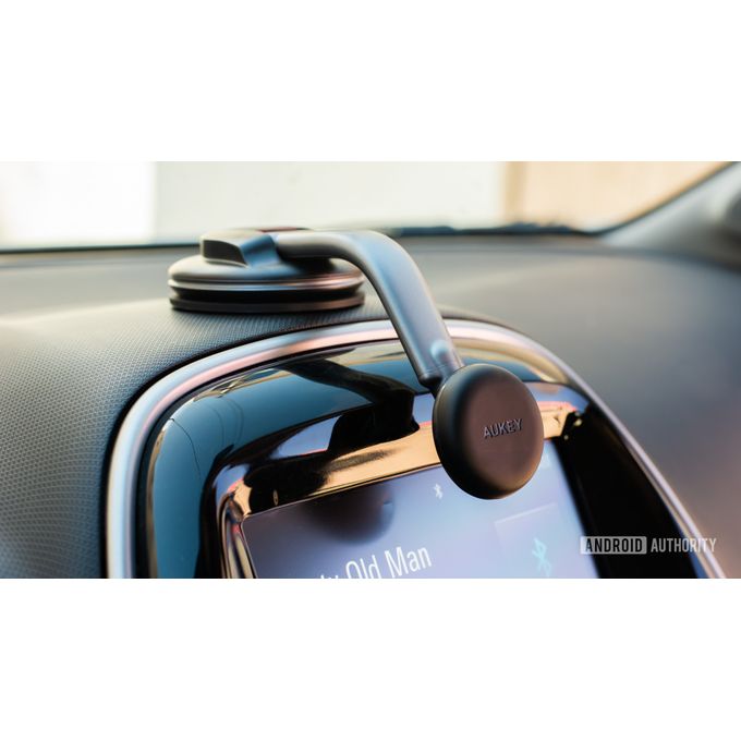 AUKEY HD-C49 360 Degree Rotation Car Phone Holder - MAGNETIC CAR MOBILE  PHONE HOLDER 360° SUCTION CUP DASHBOARD SUPPORT - - Italy, New - The  wholesale platform